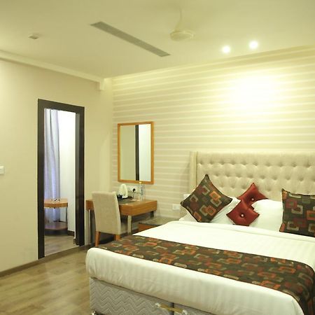 Hotel Sv Kashipur Exterior photo